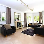 فيلة Casa Isabella Luxury نيرخا